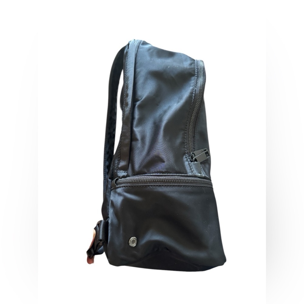 Lululemon City Adventurer Backpack - Picture 14 of 16